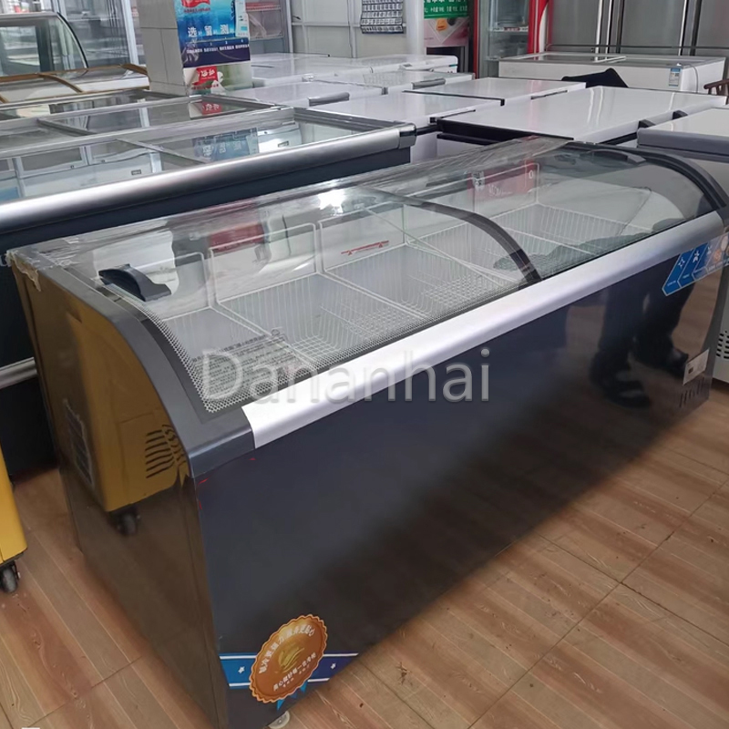 Commercial Merchandising Freez - Commercial Chest Freezer review and price